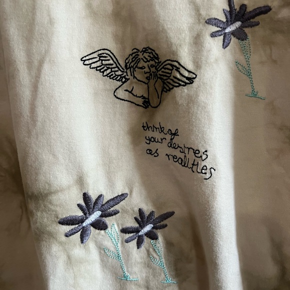 Jungles Desire Long Sleeve Tee - Picture 3 of 6